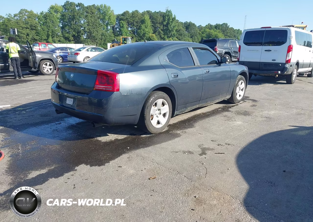2008 Dodge Charger VIN:2B3KA43R08H110577 - 4