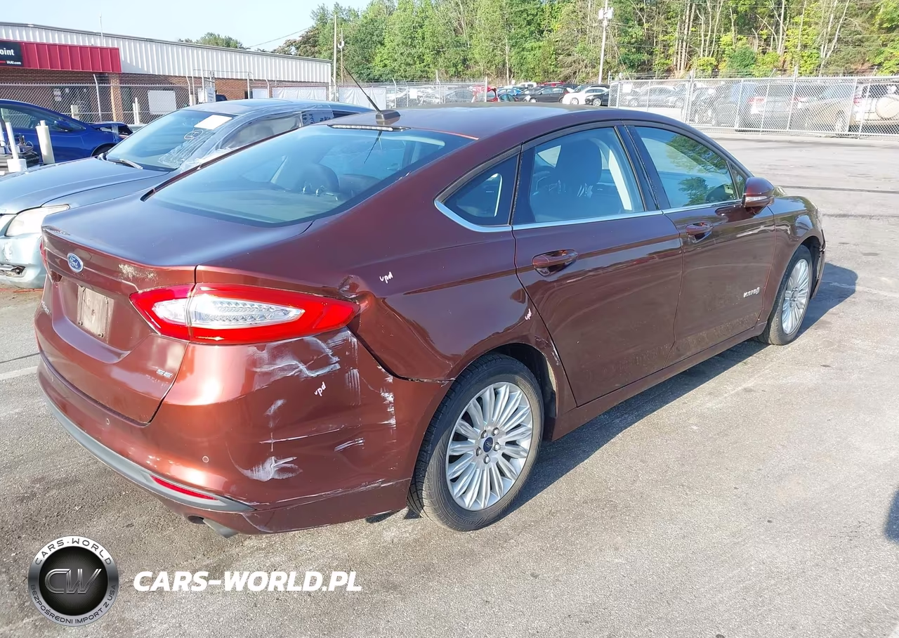 2016 Ford Fusion Hybrid Se VIN:3FA6P0LU0GR350104 - 4