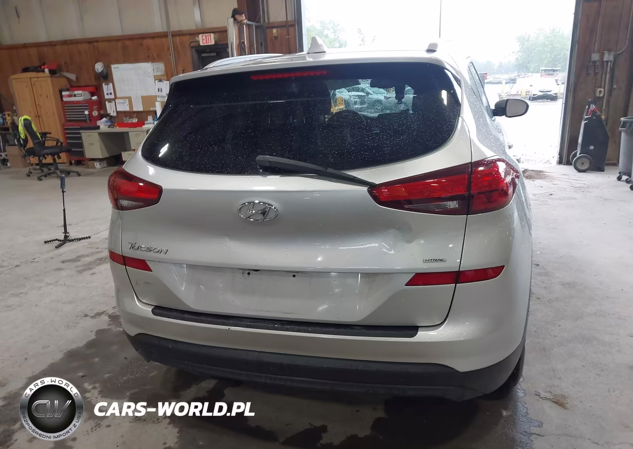 2019 Hyundai Tucson Value VIN:KM8J3CA47KU962091 - 17