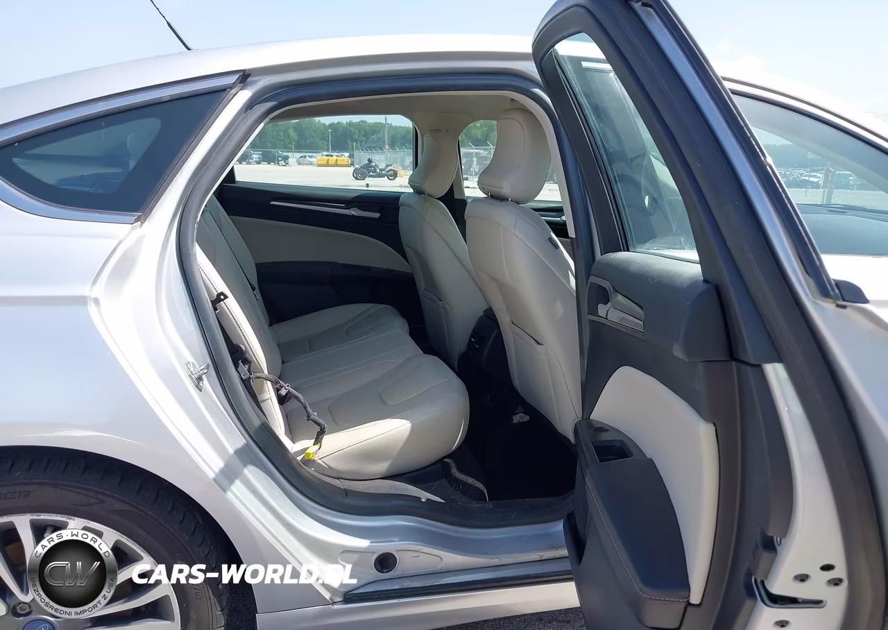 2018 Ford Fusion Platinum-Titanium VIN:3FA6P0D97JR168403 - 8