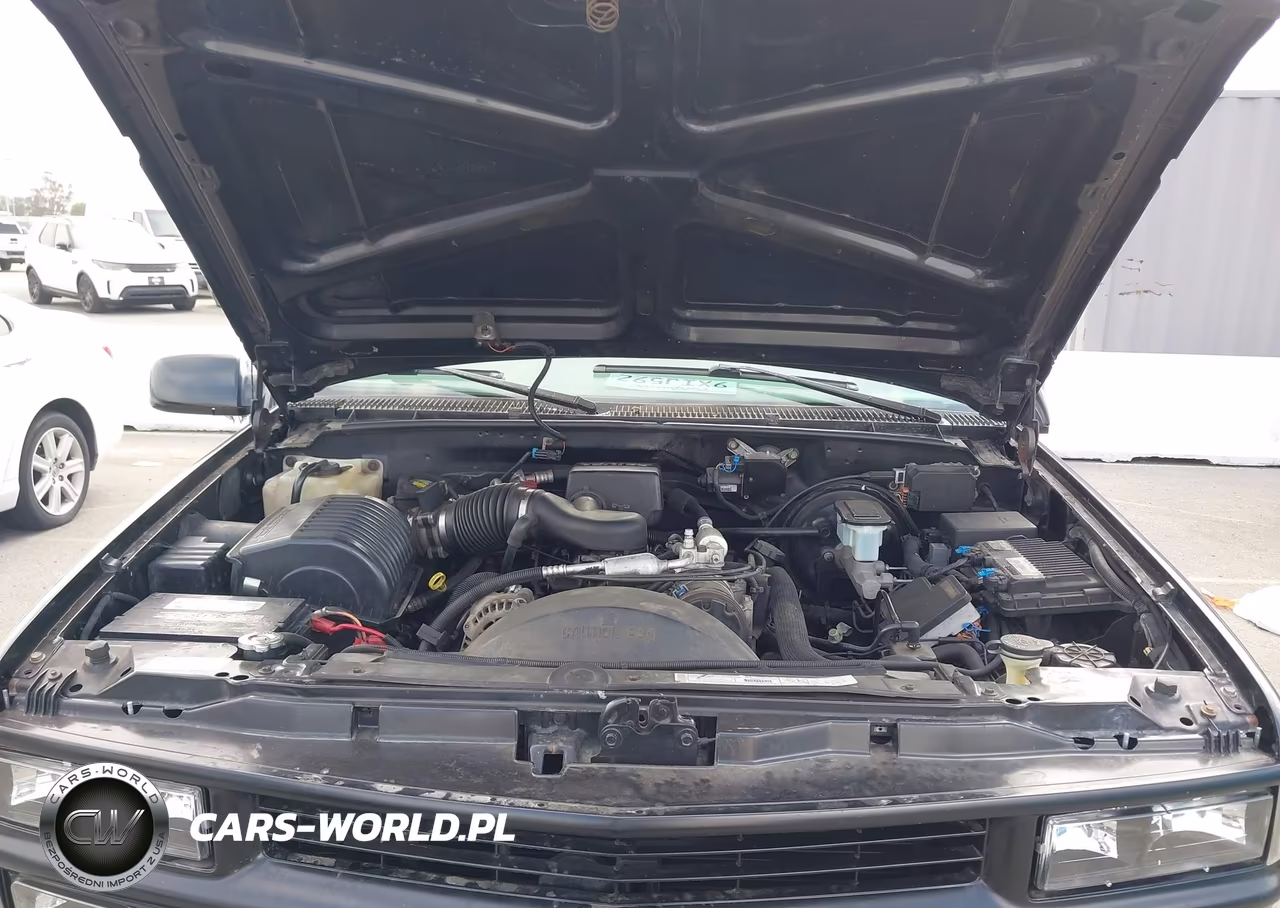 2000 Chevrolet Tahoe Limited VIN:1GNEC13RXYR216563 - 10
