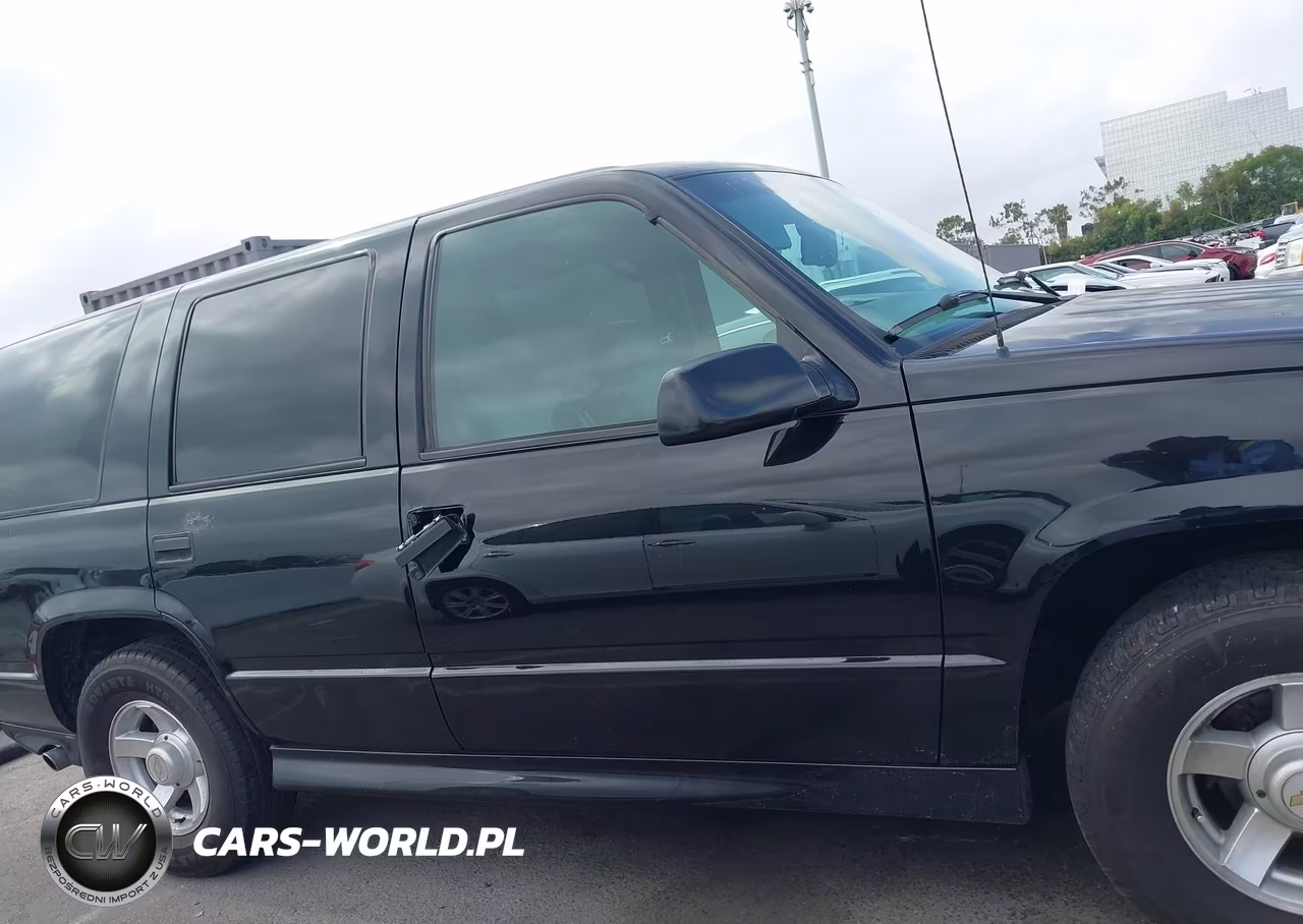 2000 Chevrolet Tahoe Limited VIN:1GNEC13RXYR216563 - 6
