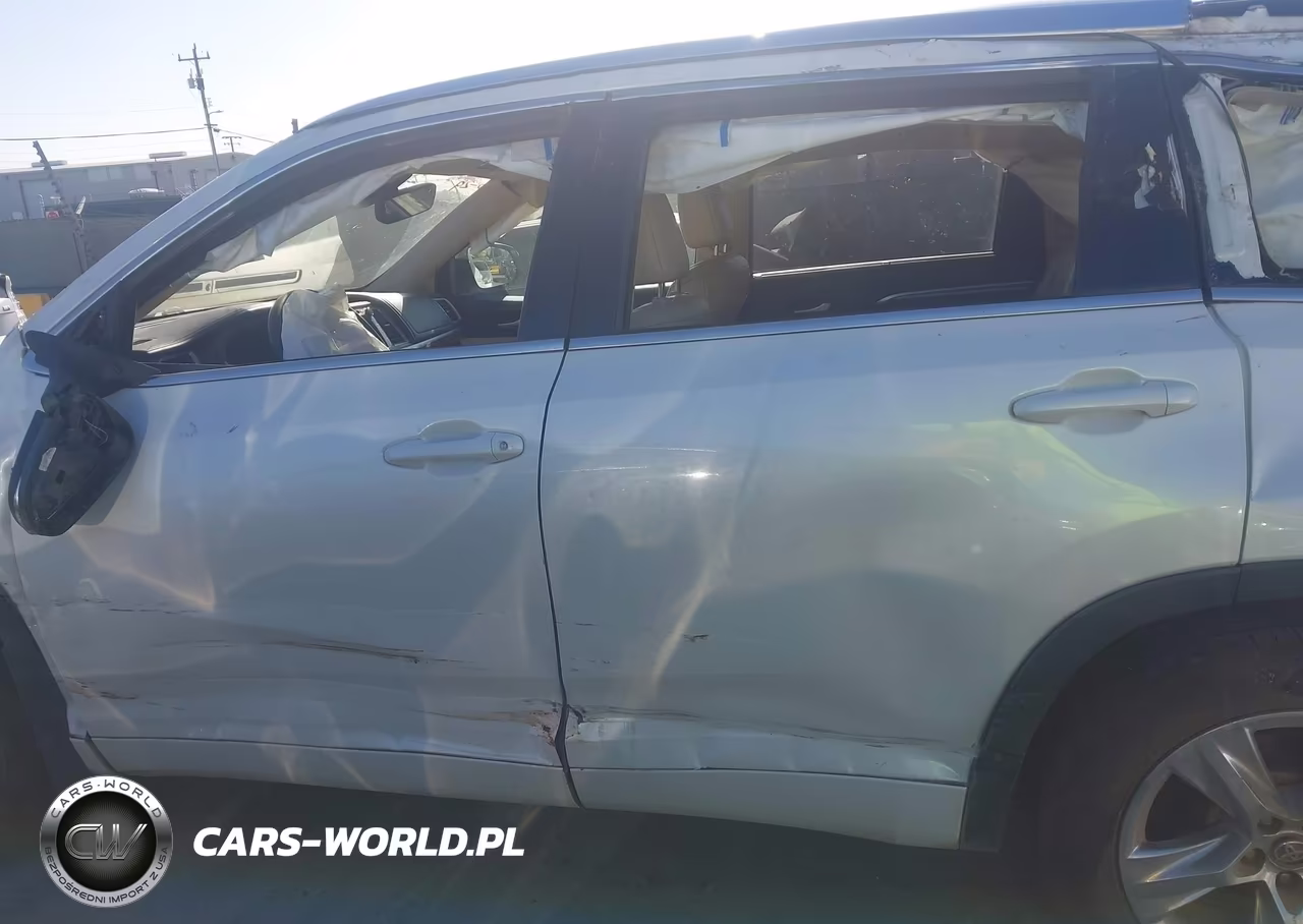 2018 Toyota Highlander Limited VIN:5TDDZRFH4JS851497 - 15