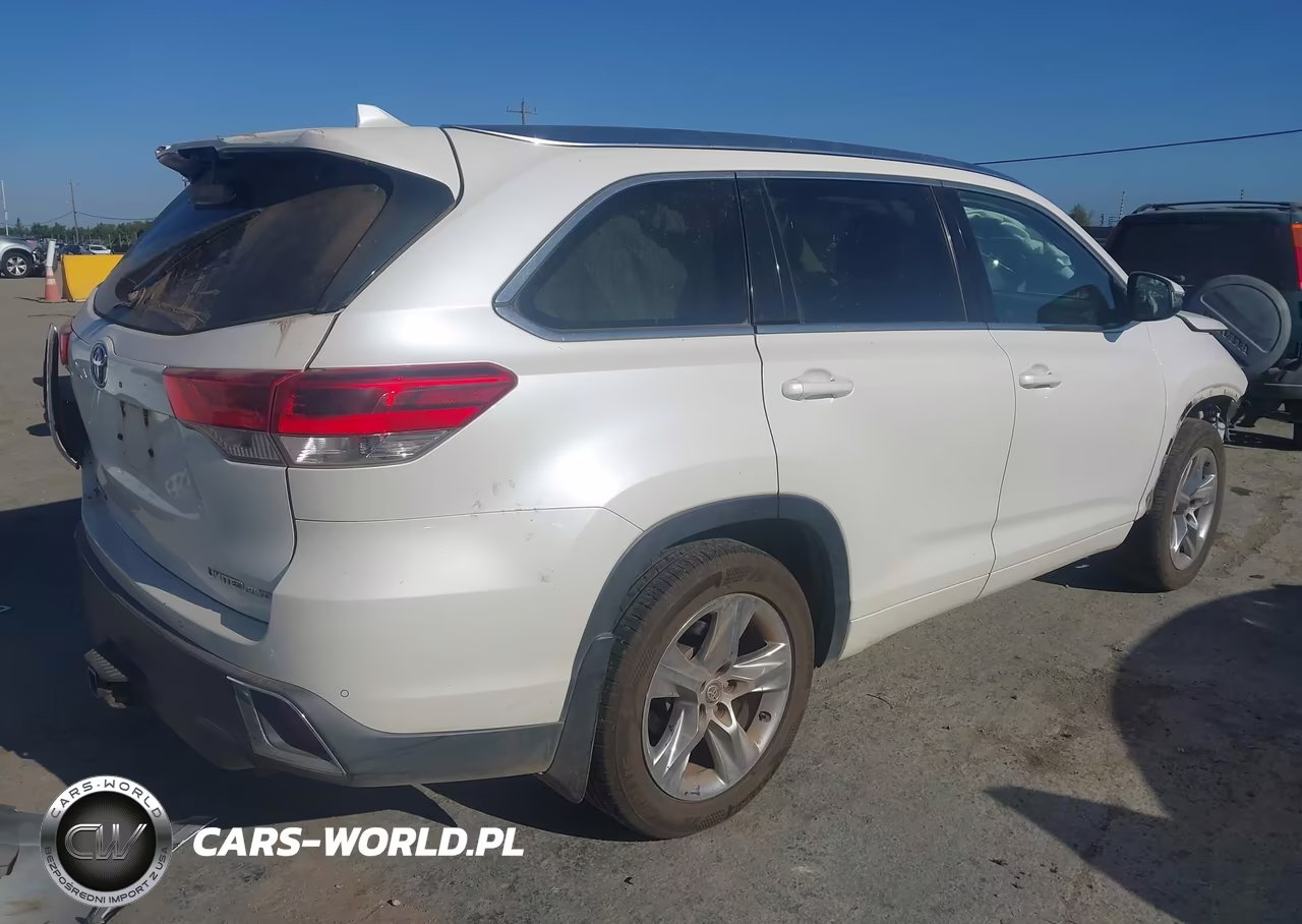 2018 Toyota Highlander Limited VIN:5TDDZRFH4JS851497 - 4