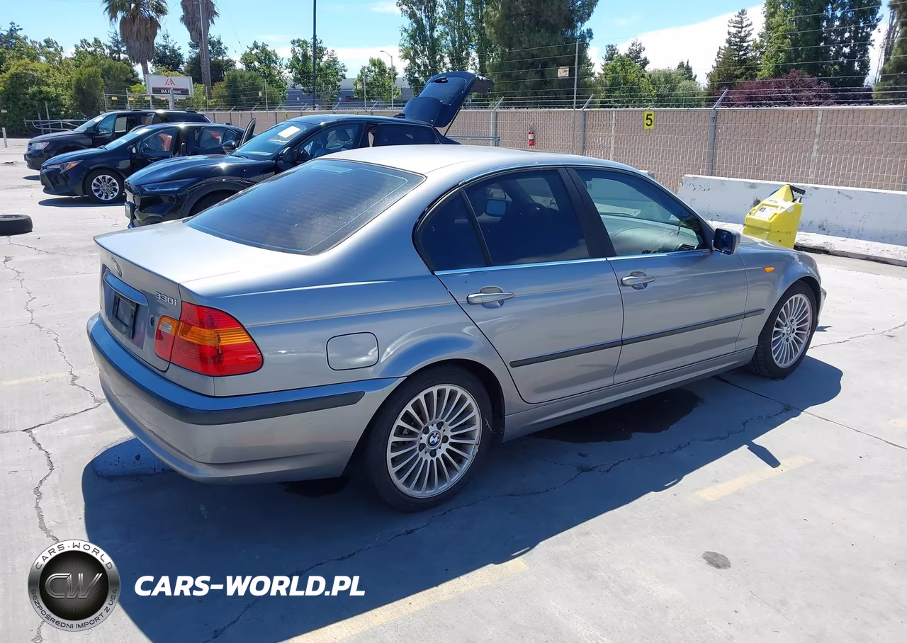2003 BMW 3 Series 330I VIN:WBAEV53473KM31959 - 4