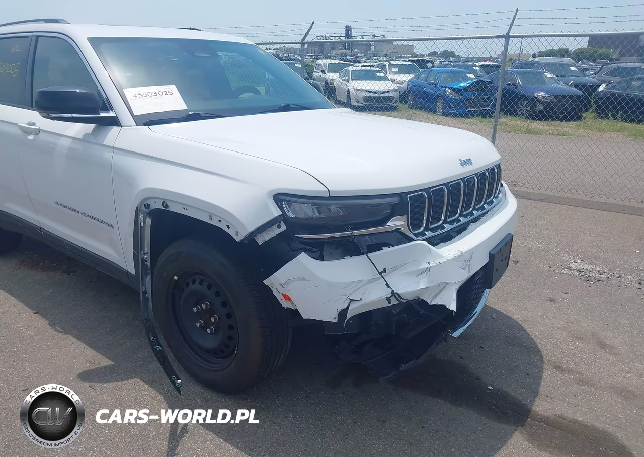 2023 Jeep Grand Cherokee Limited 4X4 VIN:1C4RJHBG0PC581229 - 6