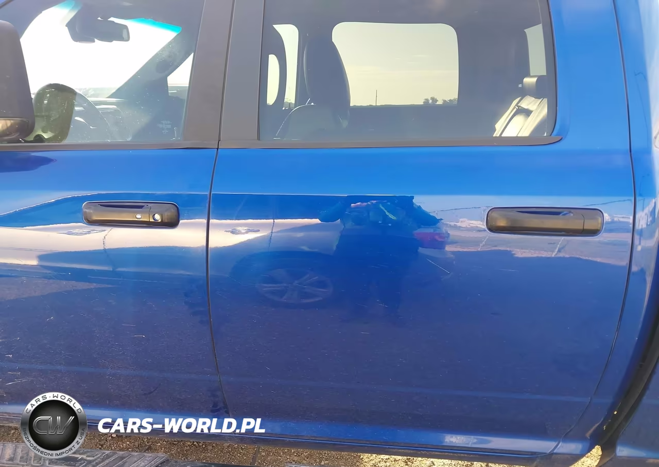 2016 Ram 1500 Laramie VIN:1C6RR7NMXGS186413 - 13