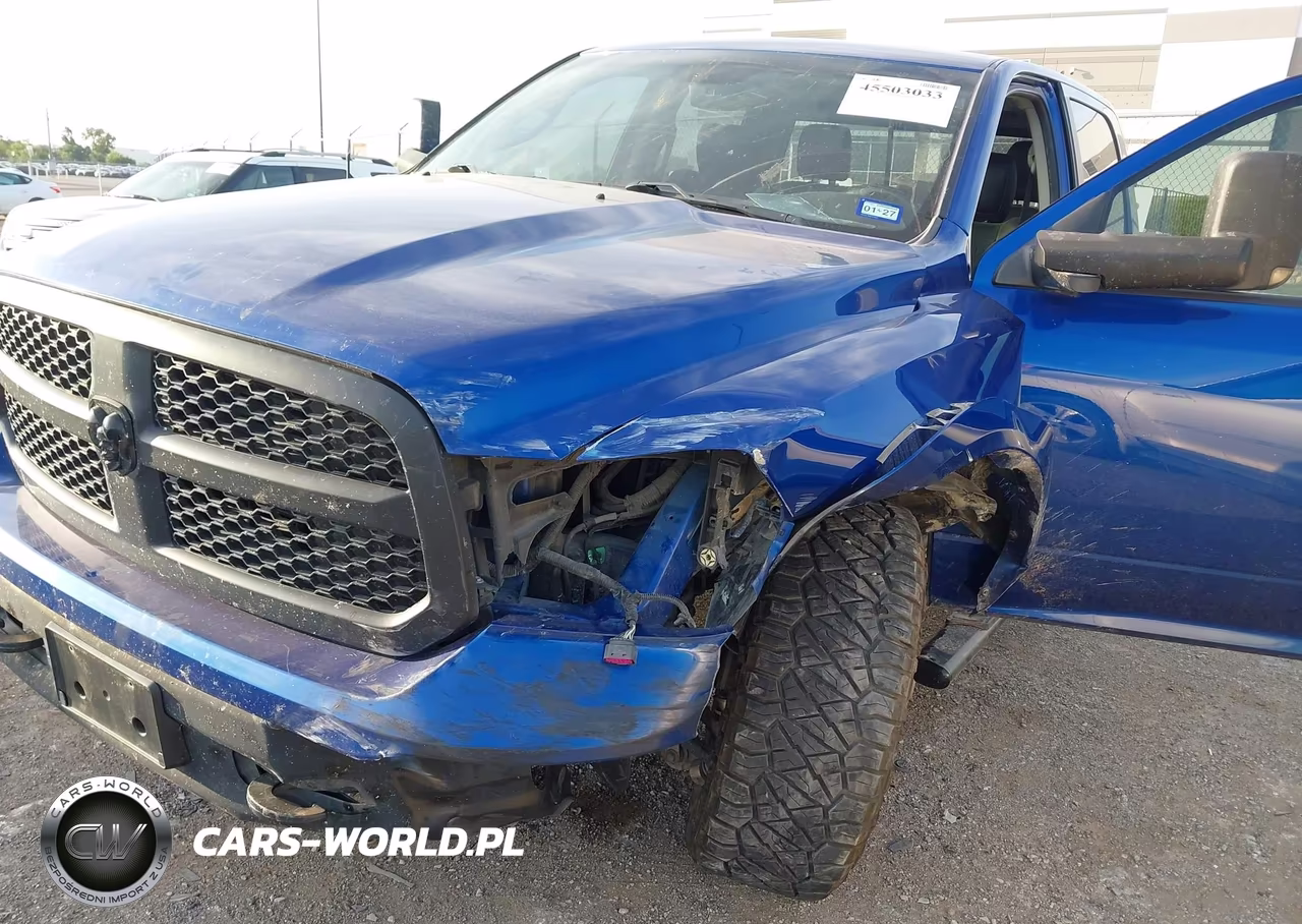 2016 Ram 1500 Laramie VIN:1C6RR7NMXGS186413 - 6