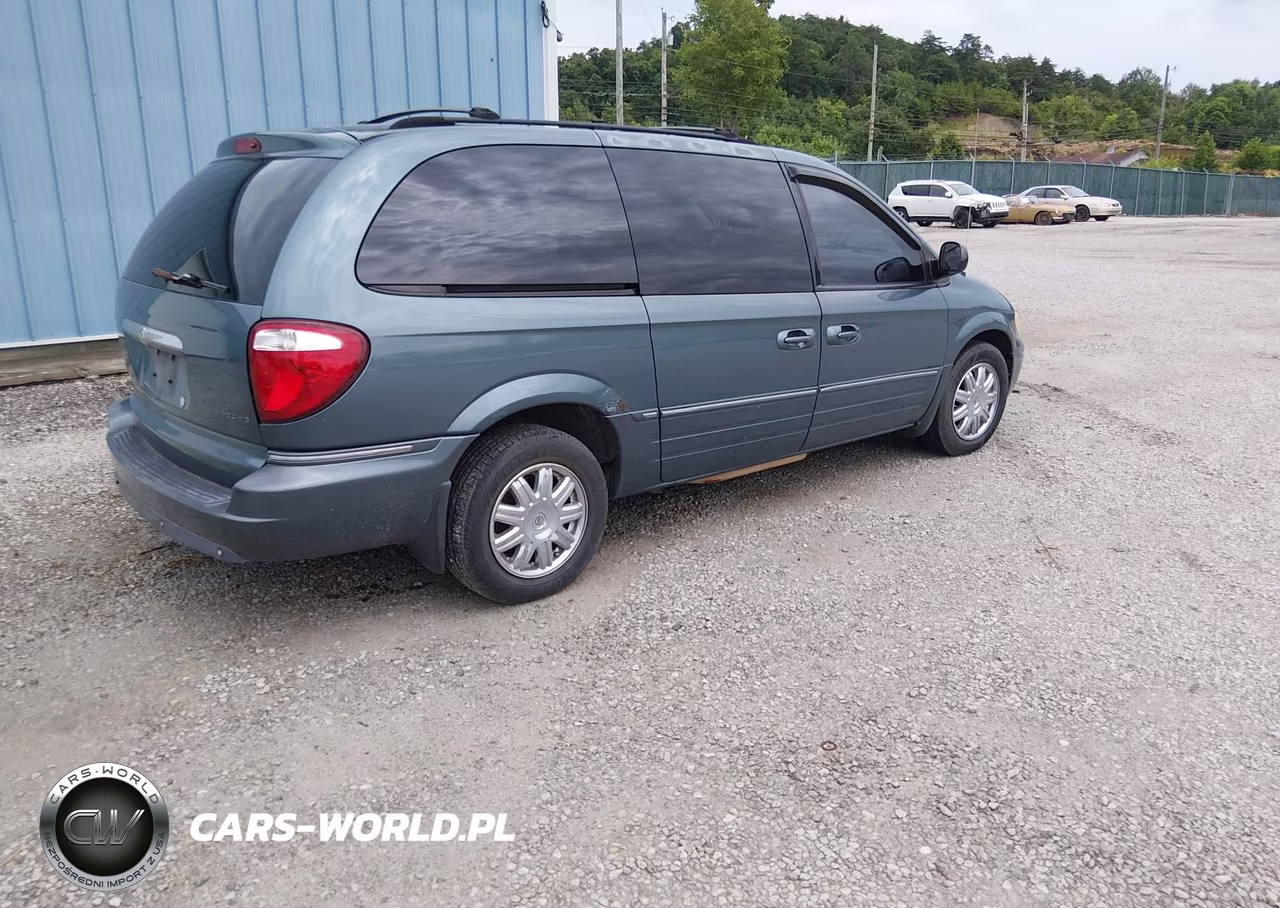 2007 Chrysler Town & Country Touring VIN:2A8GP54L17R293914 - 4