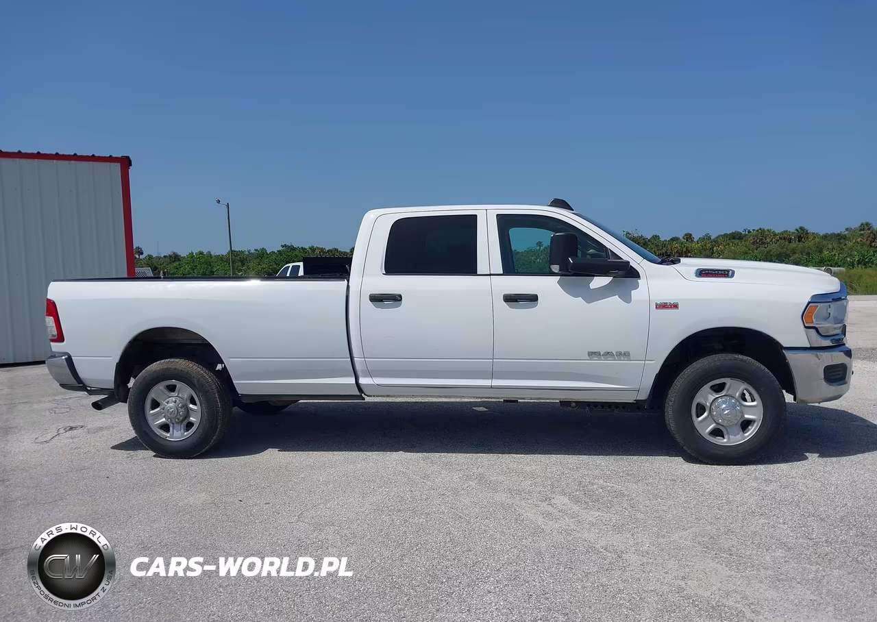 2020 Ram 2500 Tradesman 4X4 8' Box VIN:3C6UR5HJ6LG267748 - 13
