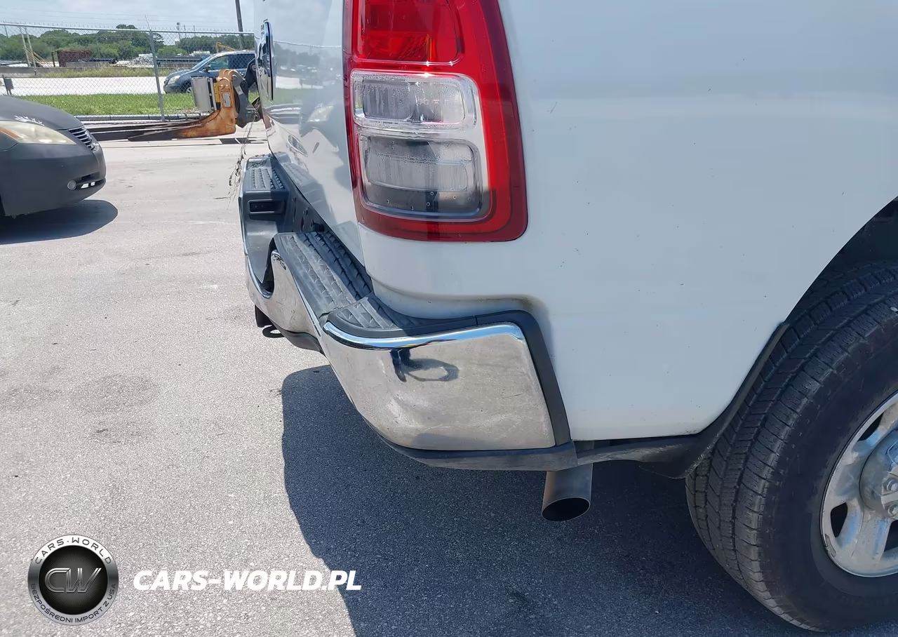 2020 Ram 2500 Tradesman 4X4 8' Box VIN:3C6UR5HJ6LG267748 - 17