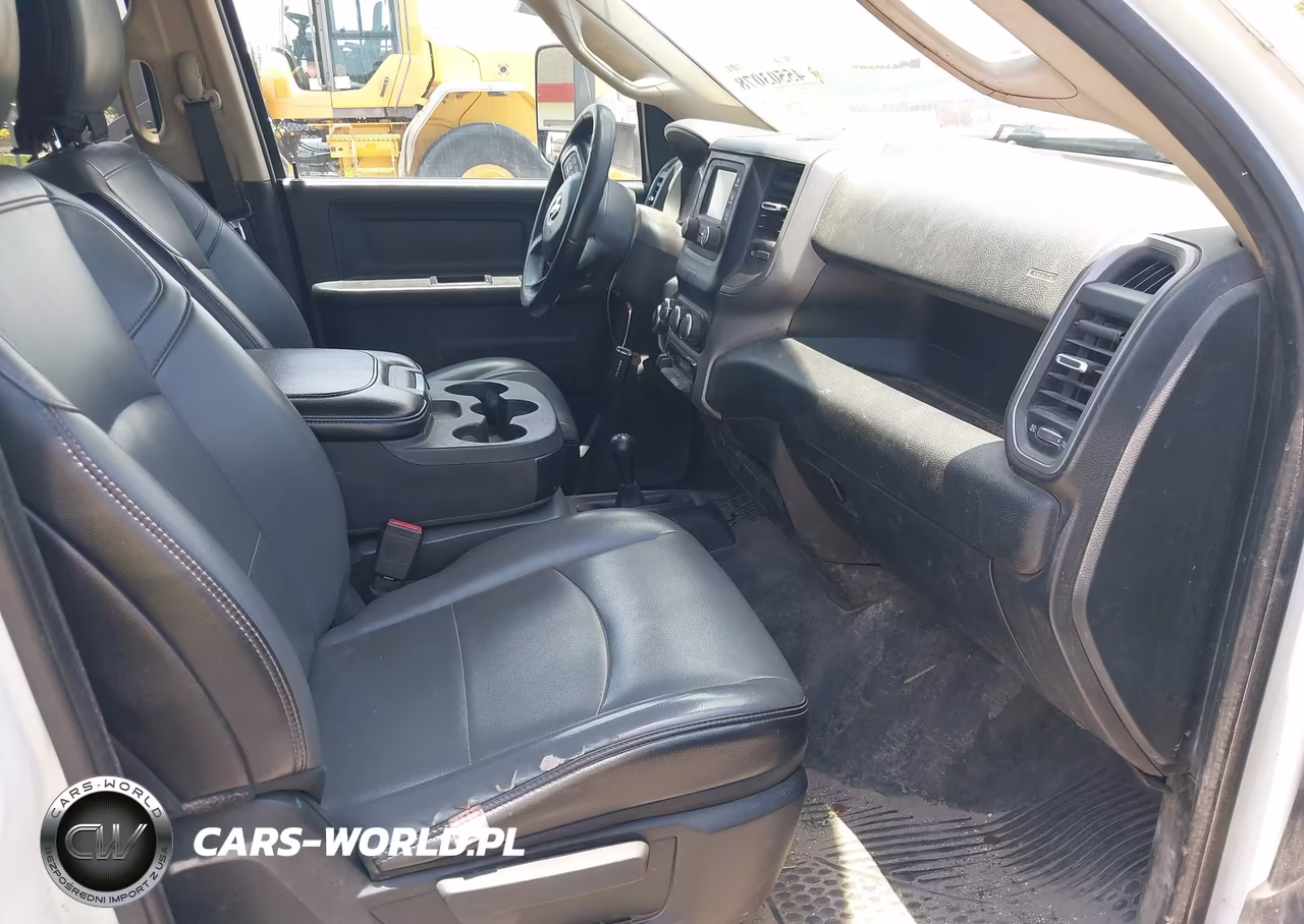 2020 Ram 2500 Tradesman 4X4 8' Box VIN:3C6UR5HJ6LG267748 - 5