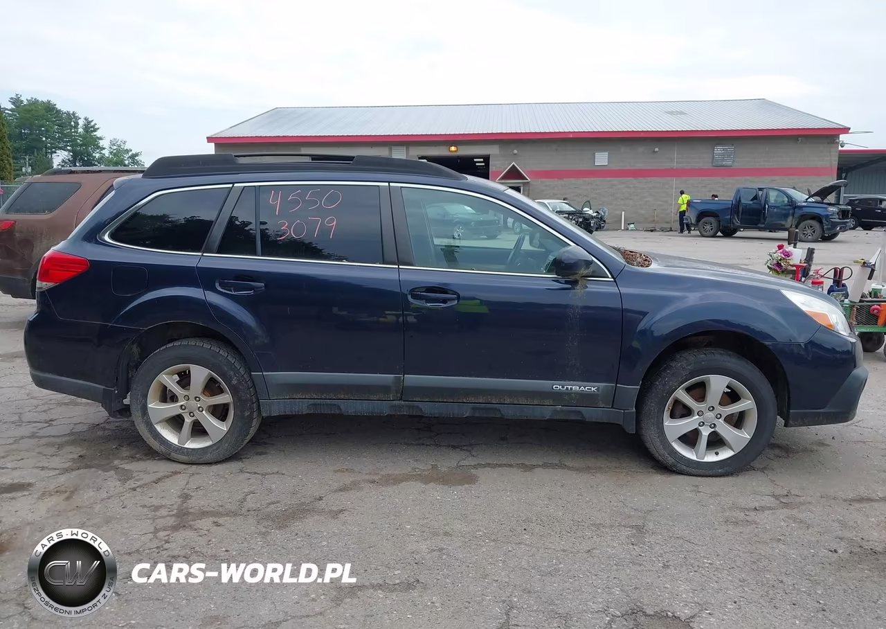 2013 Subaru Outback 2.5I Premium VIN:4S4BRCCC5D3278799 - 14