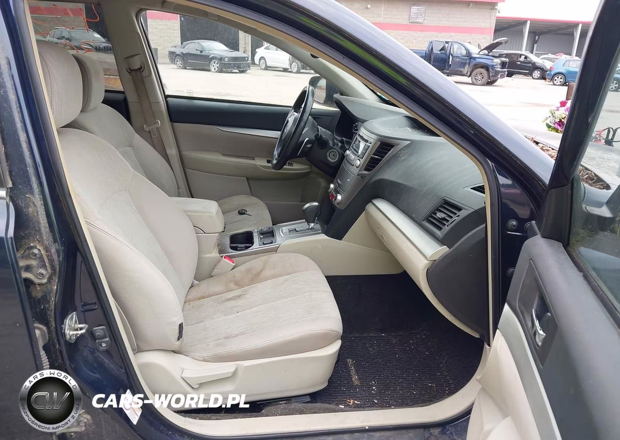 2013 Subaru Outback 2.5I Premium VIN:4S4BRCCC5D3278799 - 5