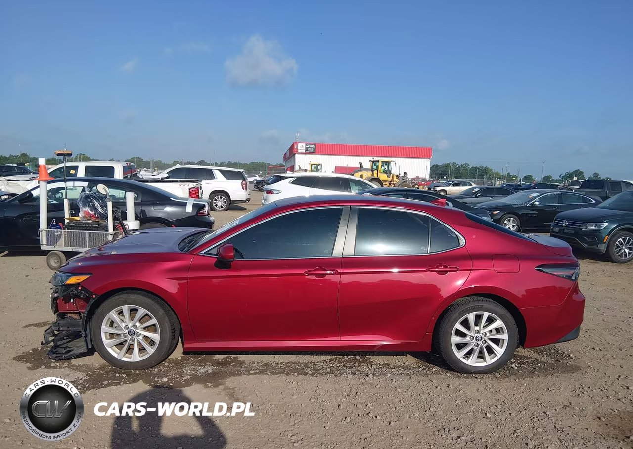 2021 Toyota Camry Le VIN:4T1C11AKXMU604424 - 15