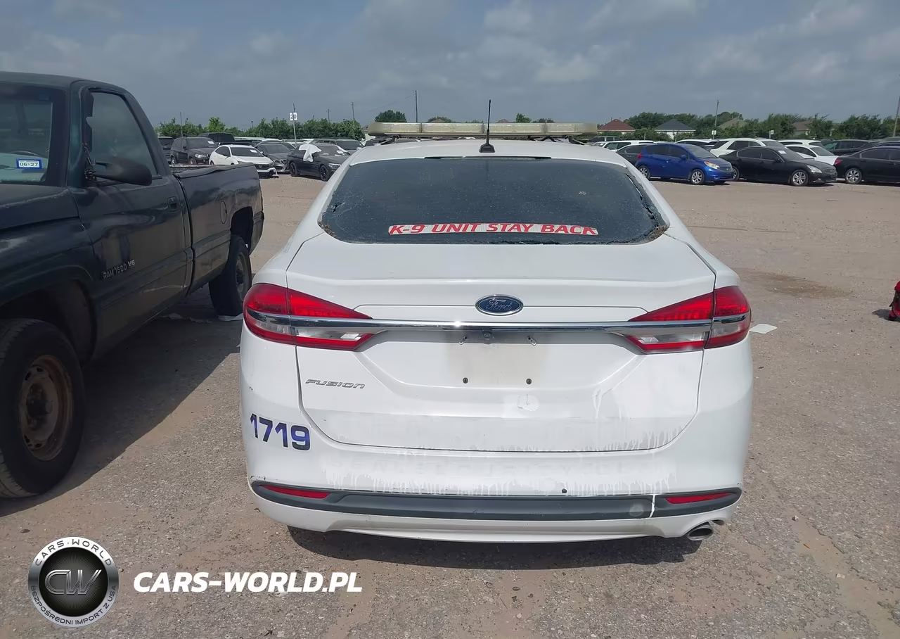 2018 Ford Fusion Hybrid S VIN:3FA6P0UU2JR180527 - 16