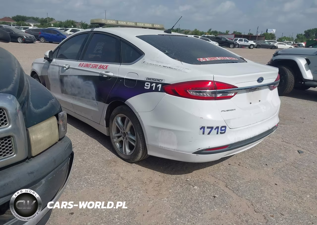2018 Ford Fusion Hybrid S VIN:3FA6P0UU2JR180527 - 3