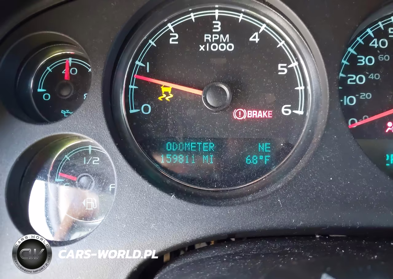 2013 Chevrolet Tahoe Lt VIN:1GNSCBE01DR150857 - 16