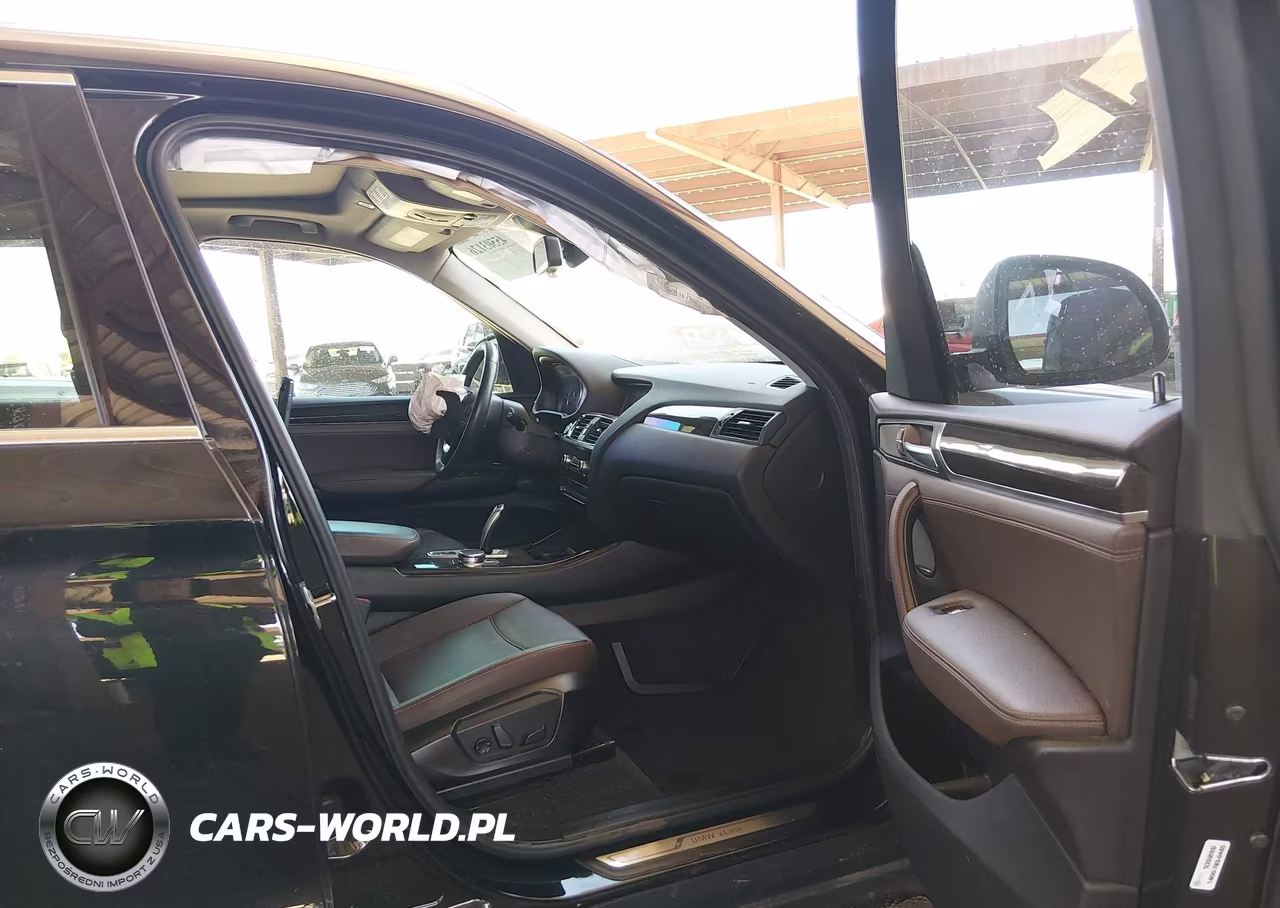 2017 BMW X3 Sdrive28I VIN:5UXWZ7C33H0V91241 - 5