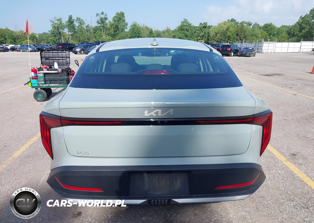2025 Kia K4 Lxs VIN:3KPFT4DE3SE145123 - 17