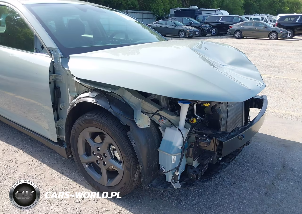 2025 Kia K4 Lxs VIN:3KPFT4DE3SE145123 - 19