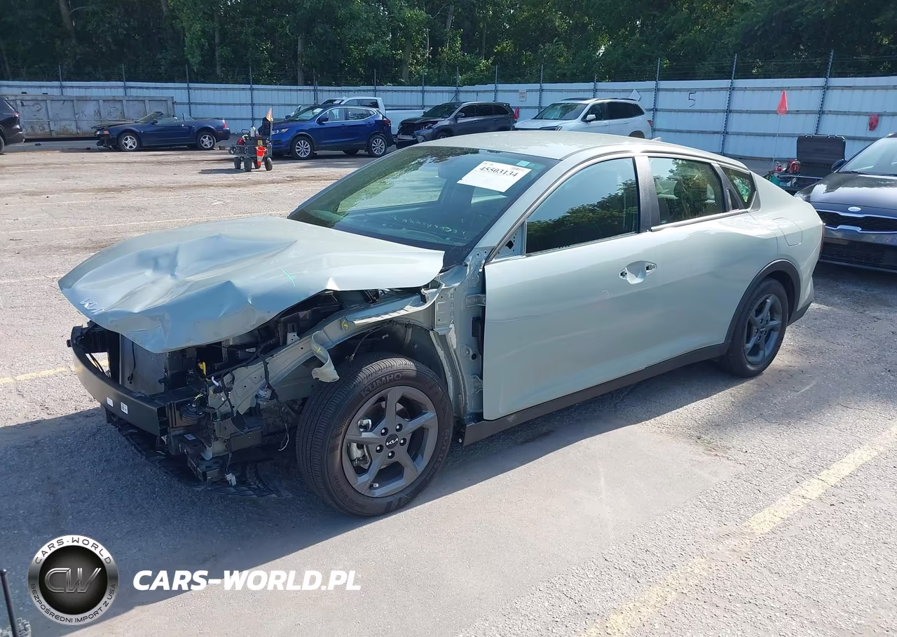 2025 Kia K4 Lxs VIN:3KPFT4DE3SE145123 - 2
