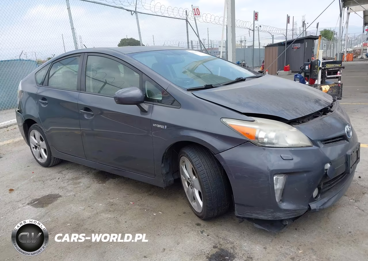 2013 Toyota Prius Five – zdjęcie 1 z 16