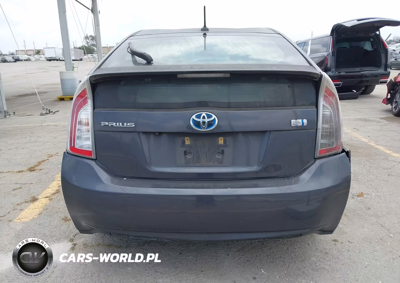 2013 Toyota Prius Five VIN:JTDKN3DU1D1710243 - 16