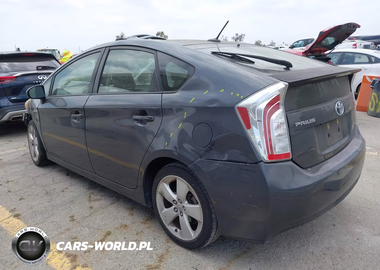 2013 Toyota Prius Five VIN:JTDKN3DU1D1710243 - 3