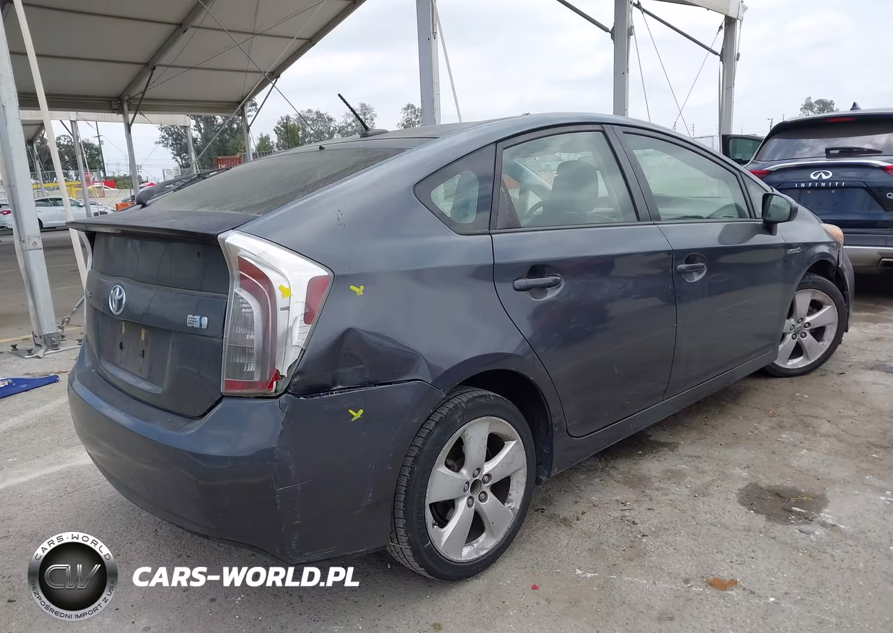 2013 Toyota Prius Five VIN:JTDKN3DU1D1710243 - 4