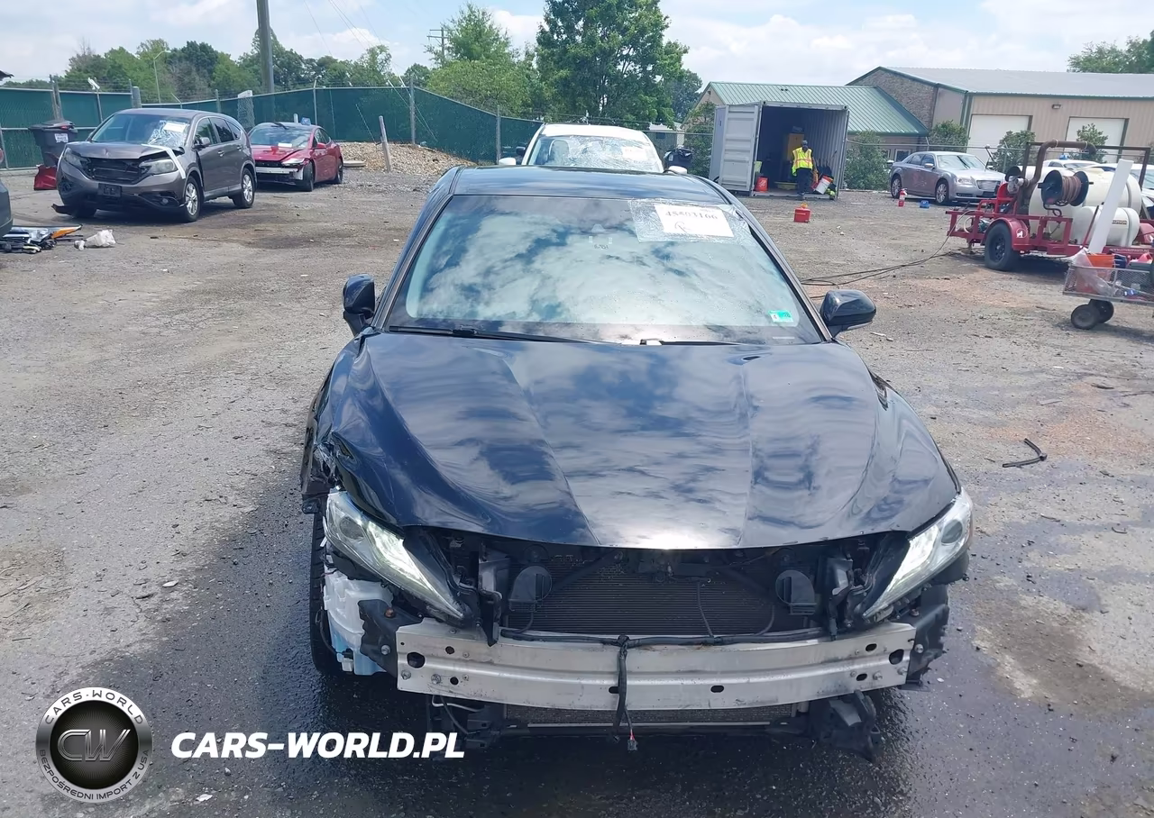2018 Toyota Camry Xse VIN:4T1B61HKXJU143577 - 12
