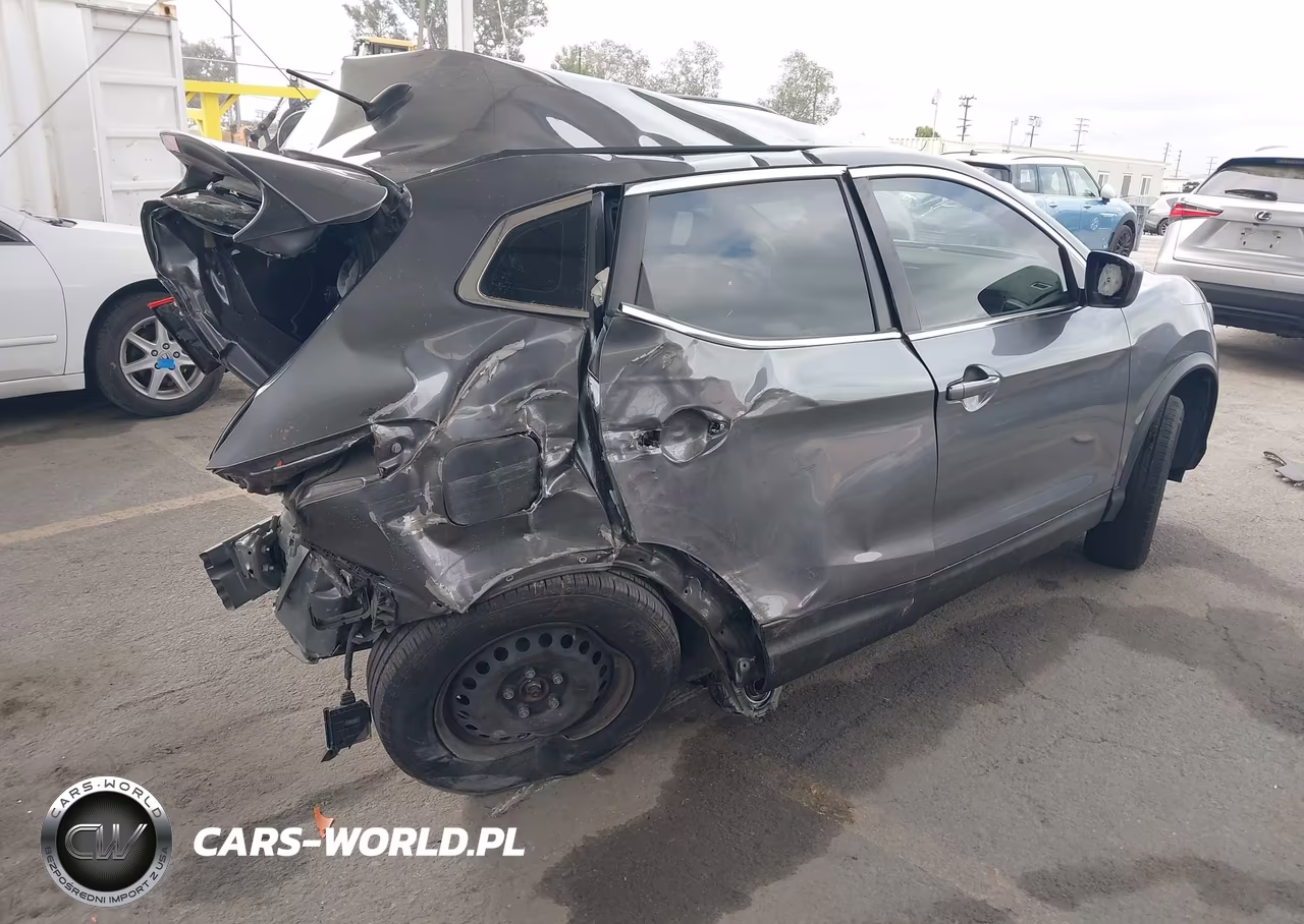 2019 Nissan Rogue Sport S VIN:JN1BJ1CR9KW338425 - 4