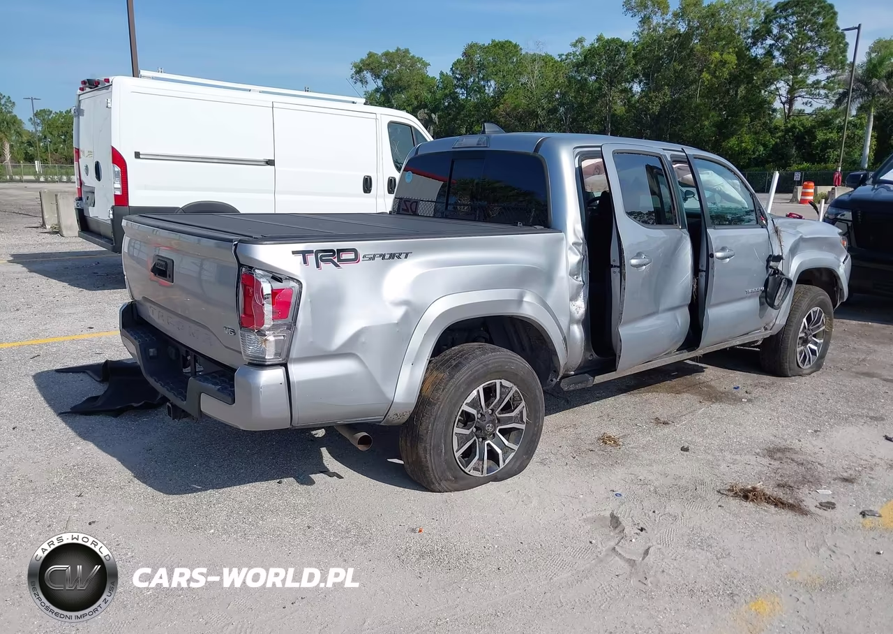 2020 Toyota Tacoma Trd Sport VIN:3TMAZ5CN3LM130046 - 4