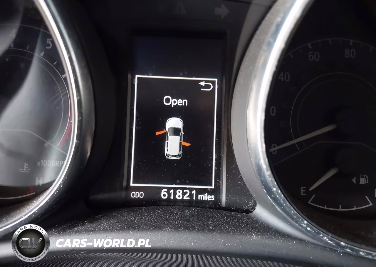 2018 Toyota Corolla Im VIN:JTNKARJE5JJ553240 - 14