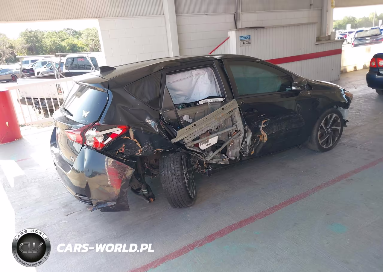 2018 Toyota Corolla Im VIN:JTNKARJE5JJ553240 - 4