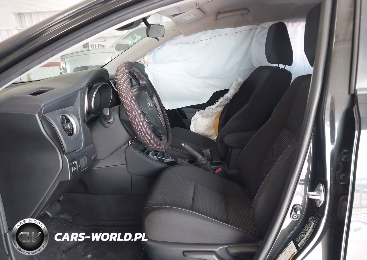 2018 Toyota Corolla Im VIN:JTNKARJE5JJ553240 - 5