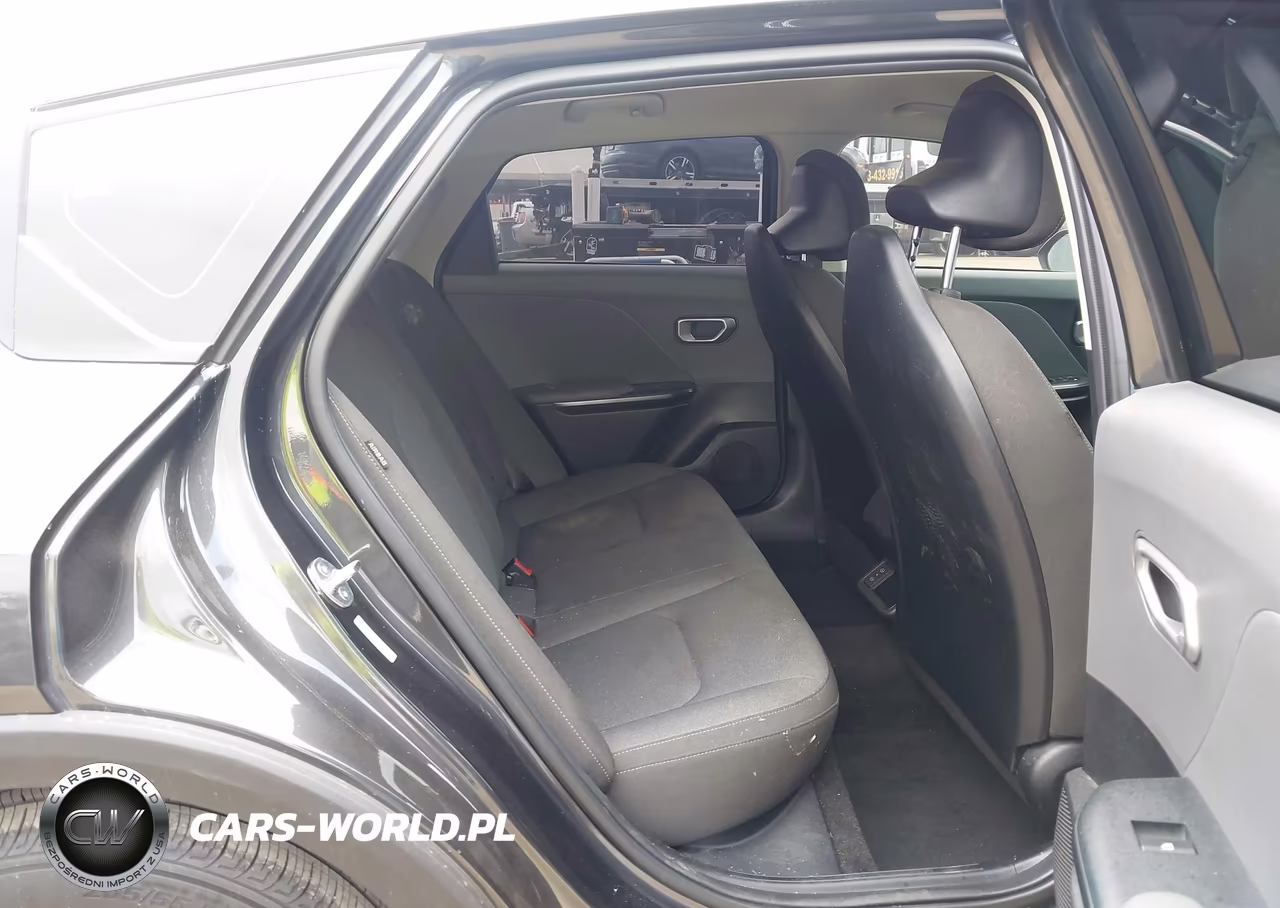 2025 Kia K4 Lxs VIN:3KPFT4DE4SE178776 - 8