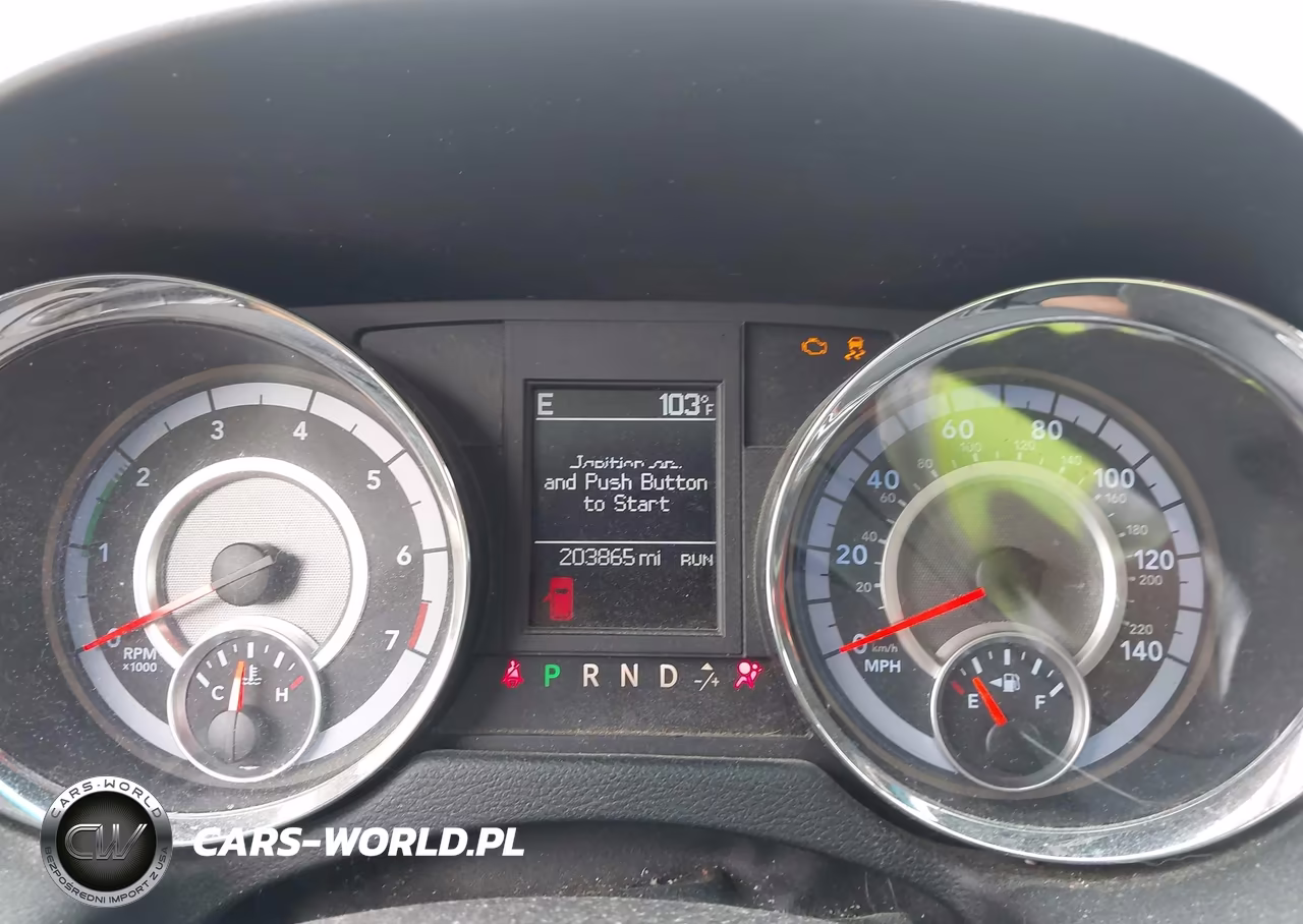 2015 Chrysler Town & Country Touring-L VIN:2C4RC1CGXFR705822 - 7
