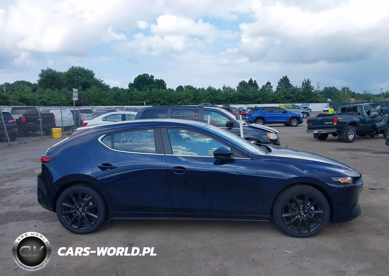 2026 Mazda Mazda3 2.5 S Select Sport VIN:JM1BPAKL0T1861193 - 14