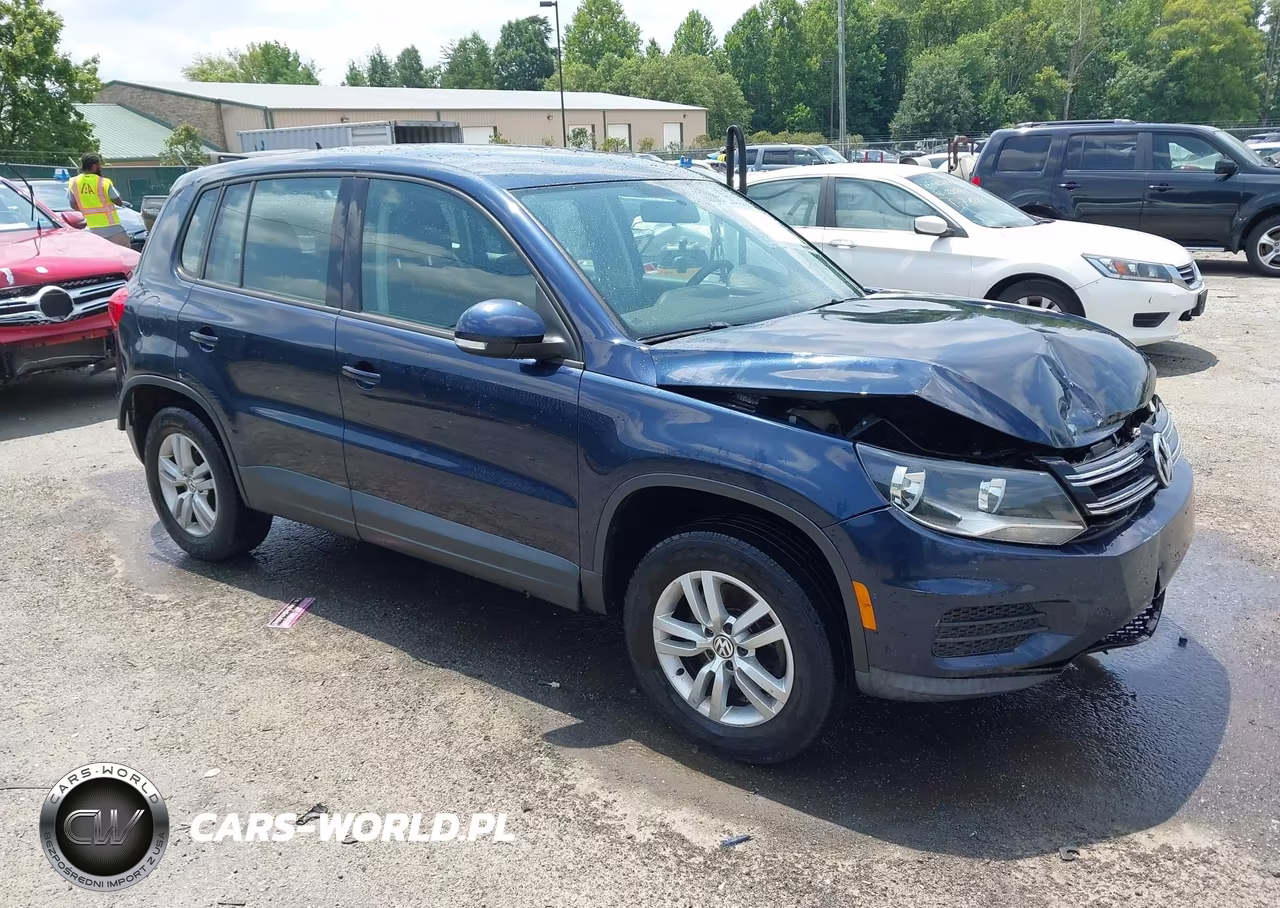 2013 Volkswagen Tiguan S – zdjęcie 1 z 17