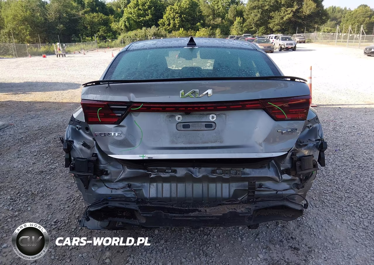 2022 Kia Forte Gt-Line VIN:3KPF54AD8NE481103 - 16