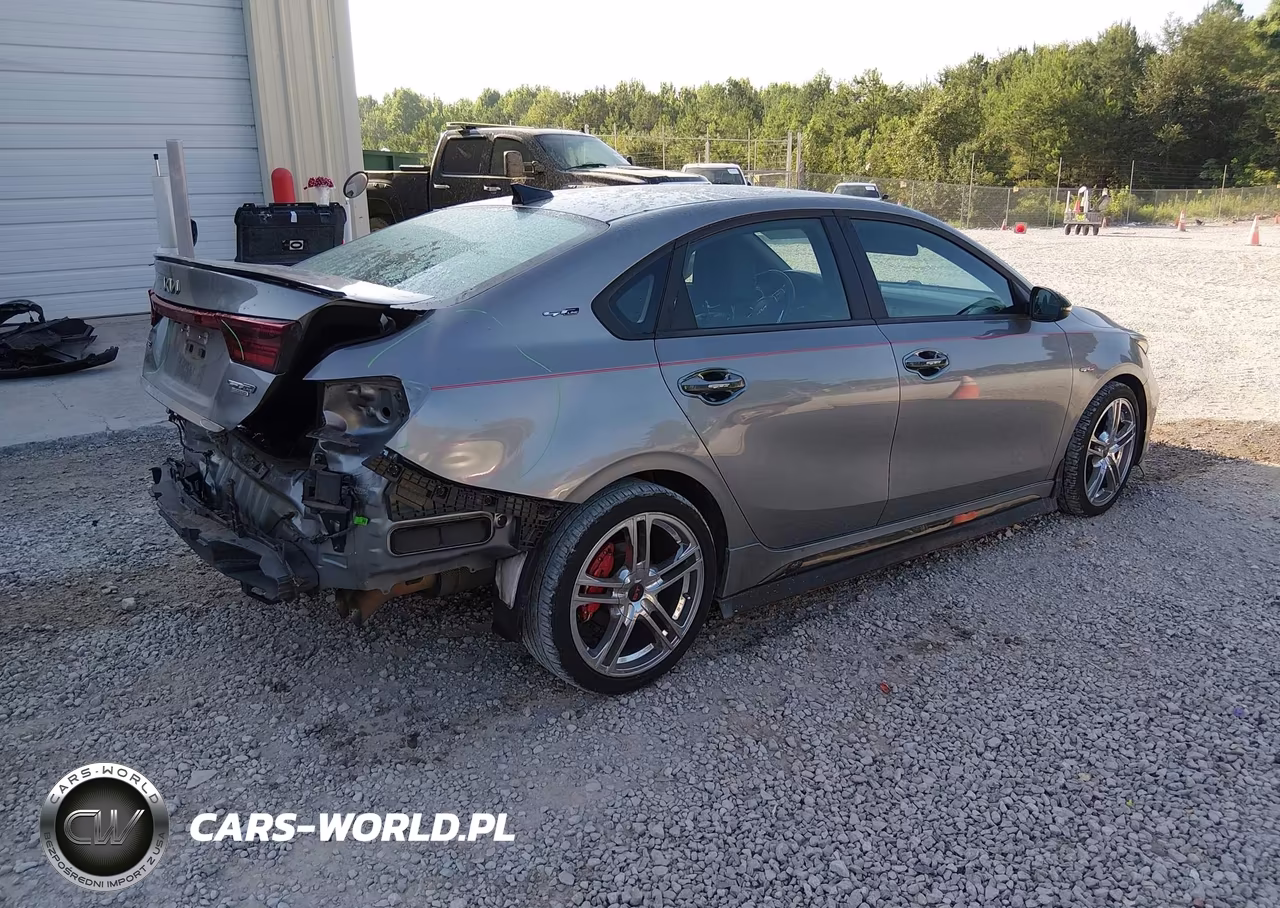 2022 Kia Forte Gt-Line VIN:3KPF54AD8NE481103 - 4