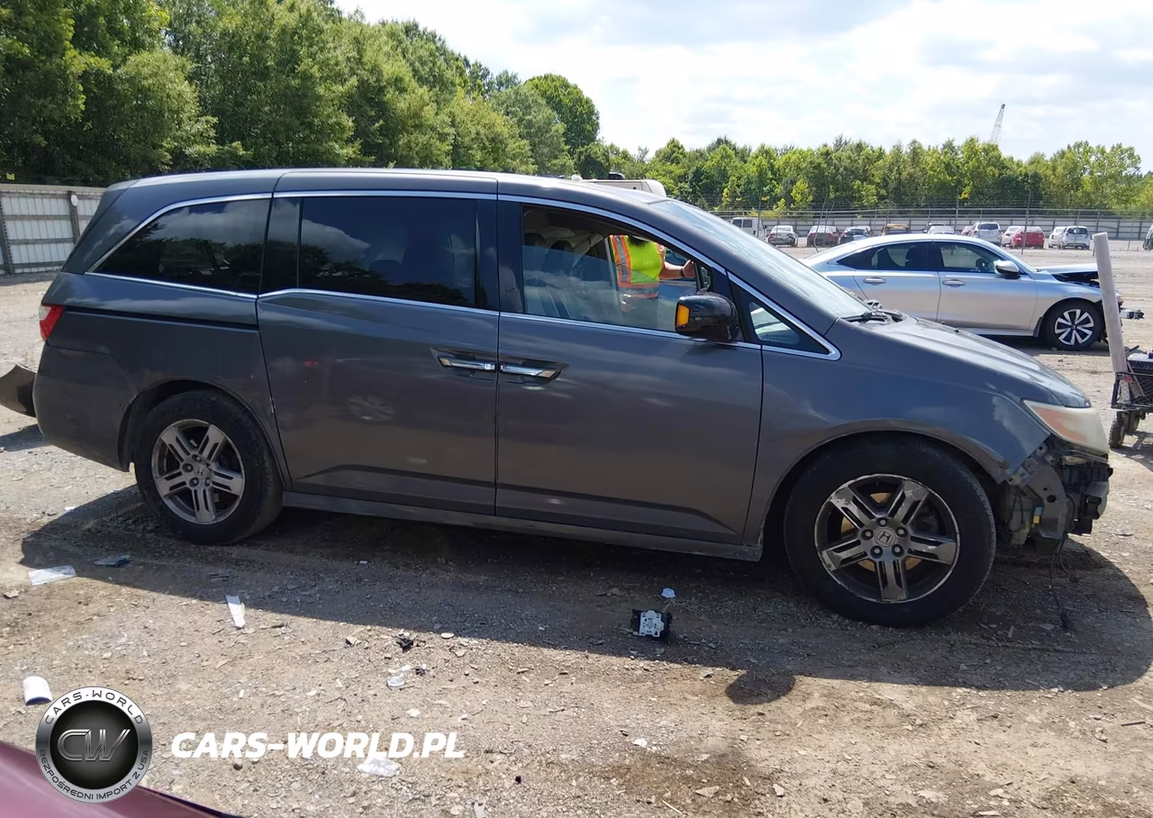 2012 Honda Odyssey Touring-Touring Elite VIN:5FNRL5H92CB013935 - 14