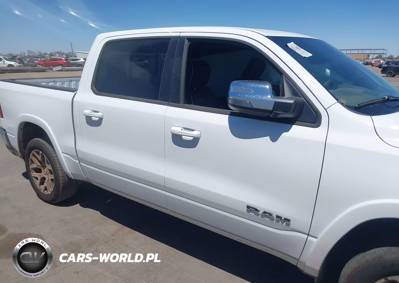 2026 Ram 1500 Laramie 4X4 5'7 Box VIN:1C6SRFJP5TN249079 - 12