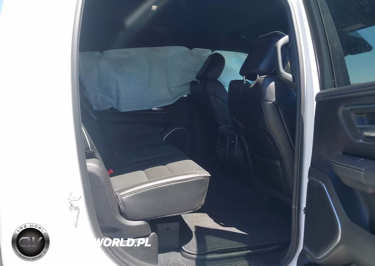 2026 Ram 1500 Laramie 4X4 5'7 Box VIN:1C6SRFJP5TN249079 - 8