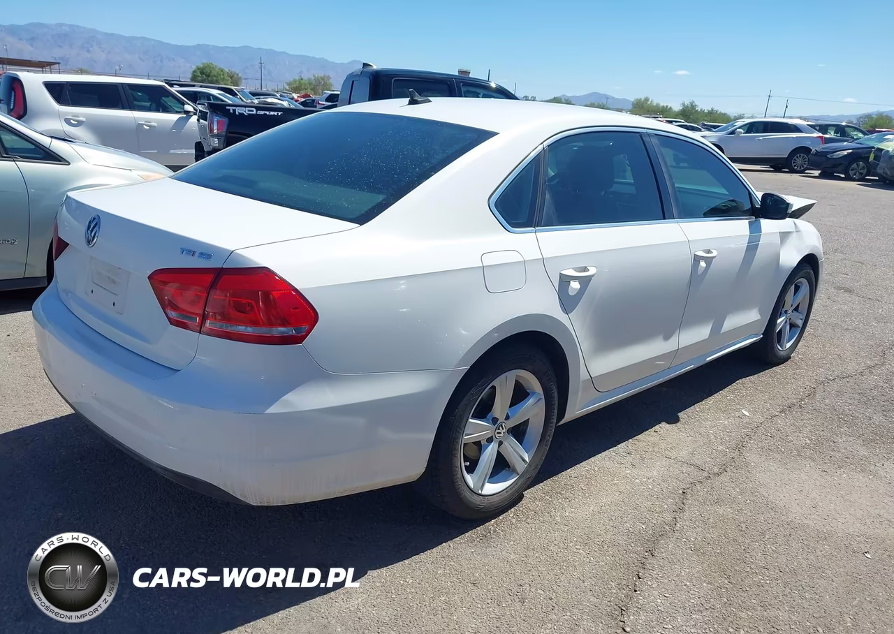 2014 Volkswagen Passat 1.8T Se VIN:1VWBT7A37EC073113 - 4