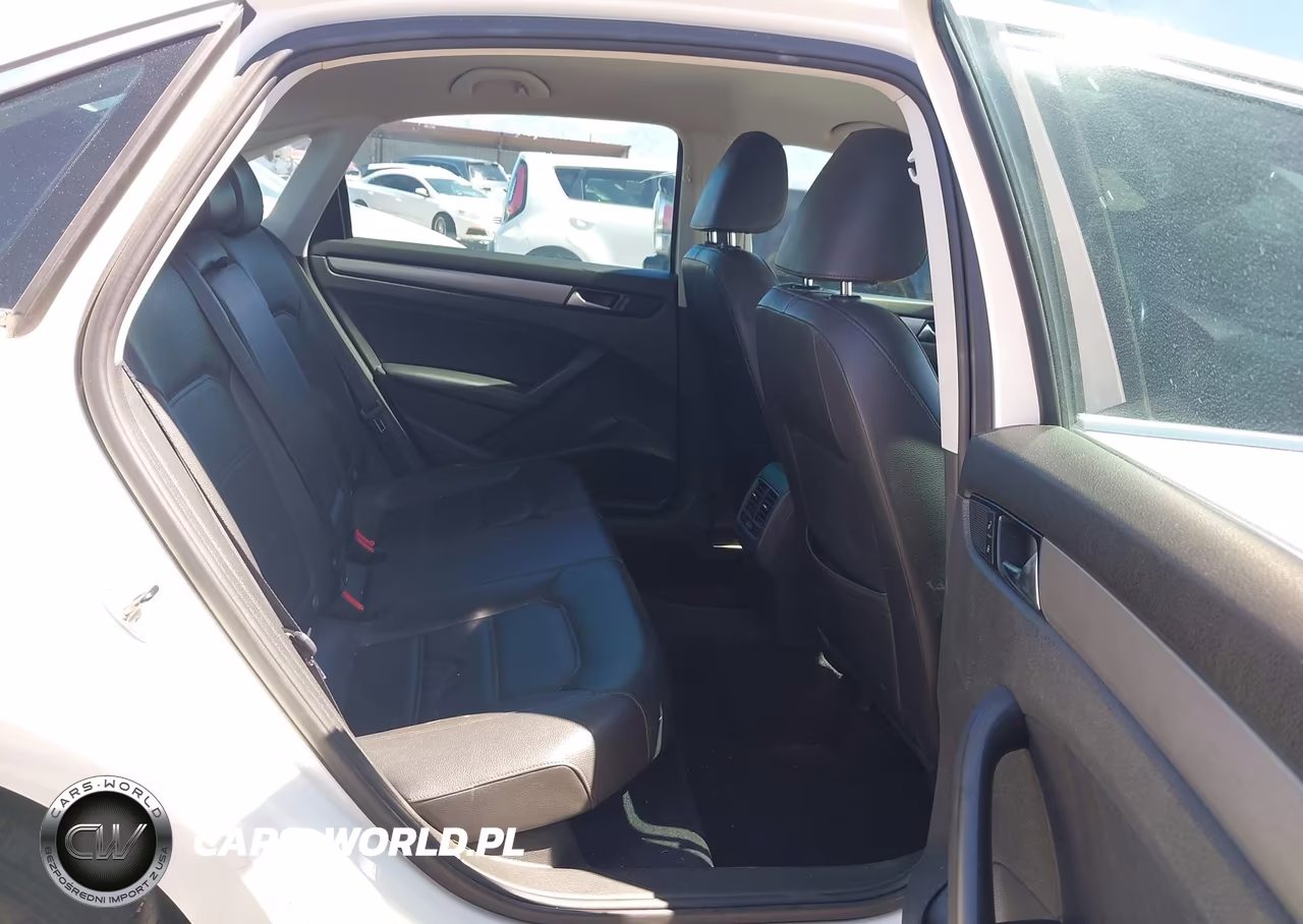 2014 Volkswagen Passat 1.8T Se VIN:1VWBT7A37EC073113 - 8