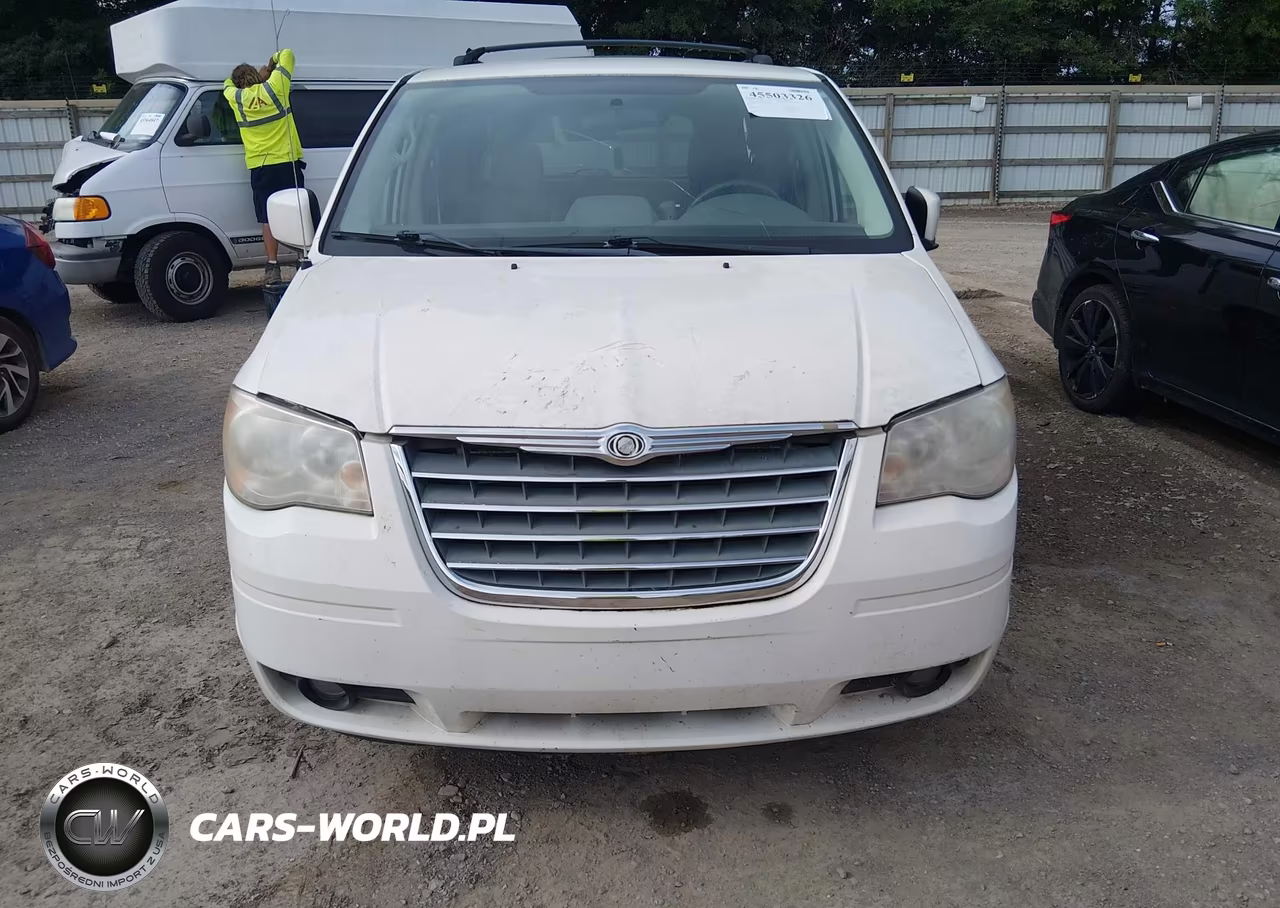 2010 Chrysler Town & Country Touring VIN:2A4RR5DX8AR267986 - 6