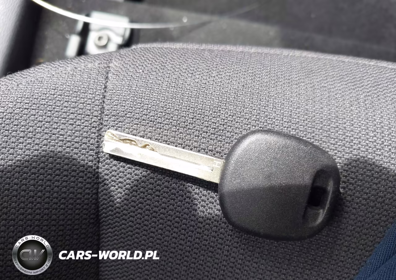 2025 Toyota Corolla Le VIN:5YFB4MDE8SP271441 - 11