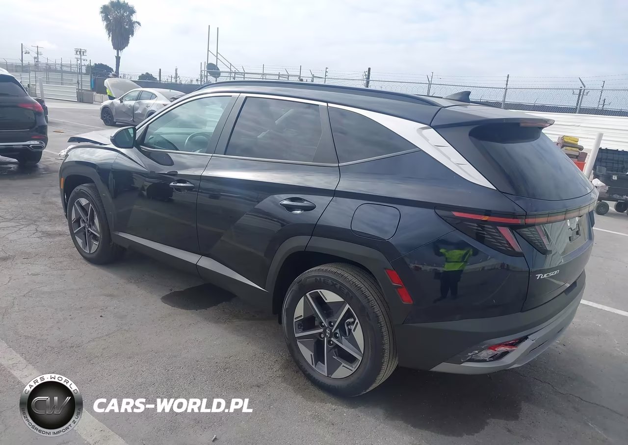 2025 Hyundai Tucson Hybrid Sel Convenience VIN:KM8JCDD16SU350956 - 3